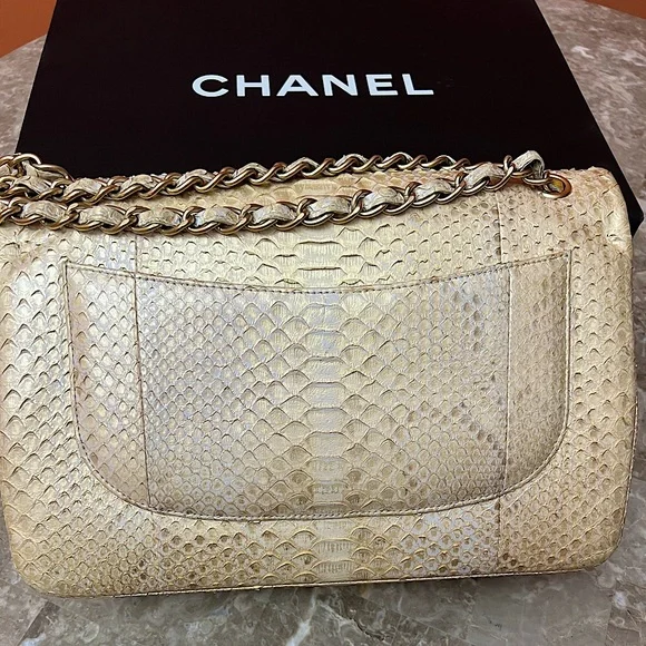 AUTHENTIC LIKE NEW LIMITED EDITION CHANEL CLASSIC IRIDESCENT PYTHON DOUBLE FLAP - Picture 7 of 12